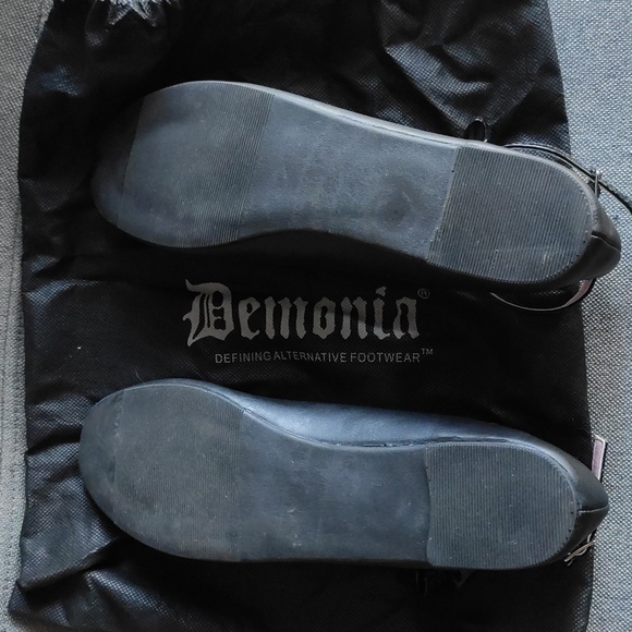 Demonia star 27 flats - Picture 3 of 3